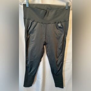 Peloton Women's XL/2XL Seamless High Rise Contour Leggings Urban Green Color